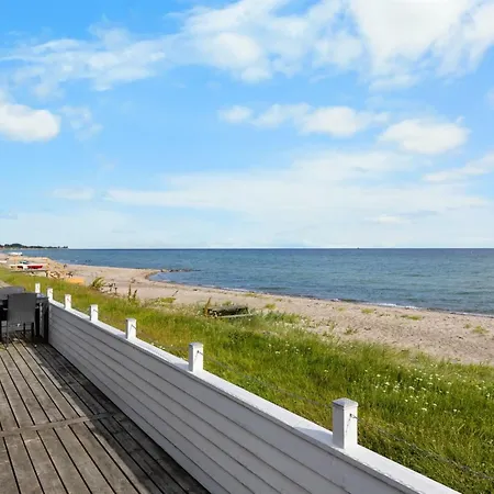 펜션 Folkhart - 10m From The Sea By Interhome *