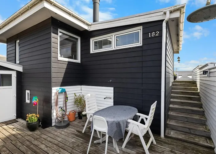 Folkhart - 10m From The Sea By Interhome *