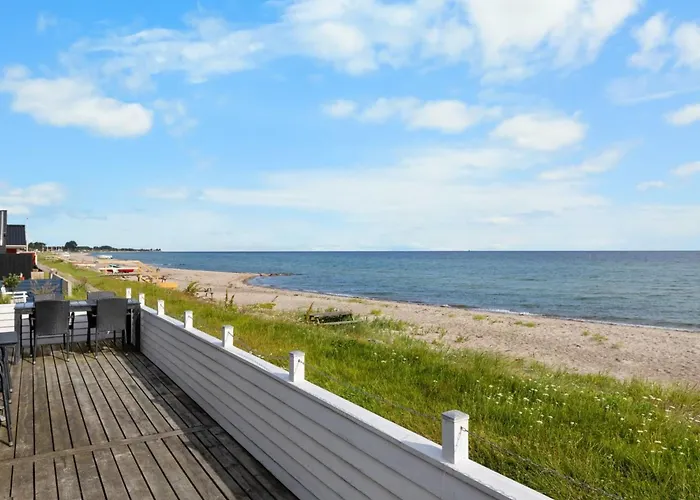 펜션 Folkhart - 10m From The Sea By Interhome *