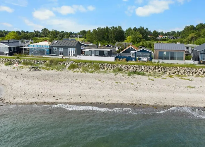 Folkhart - 10m From The Sea By Interhome *