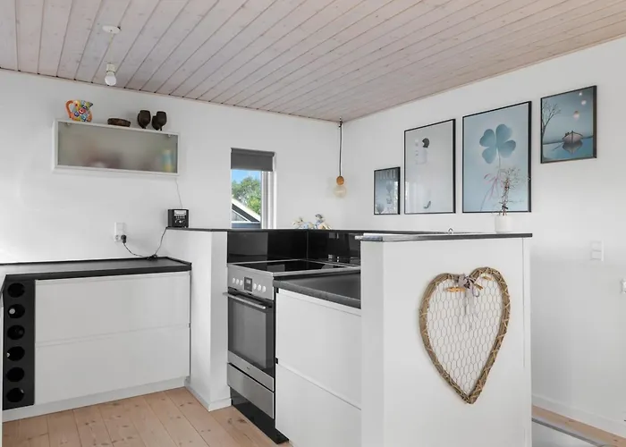 펜션 Folkhart - 10m From The Sea By Interhome Otterup